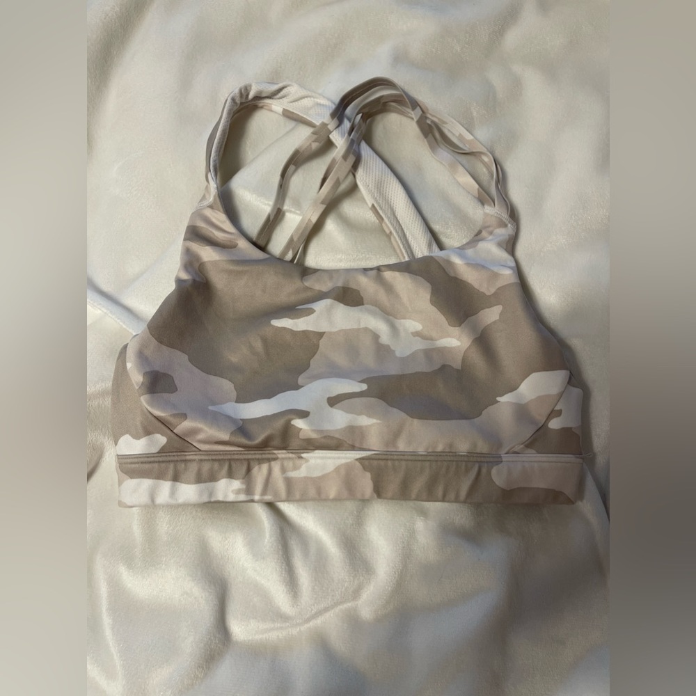 Athleta medium impact bra size medium camo print